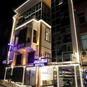 Отель Alpinn